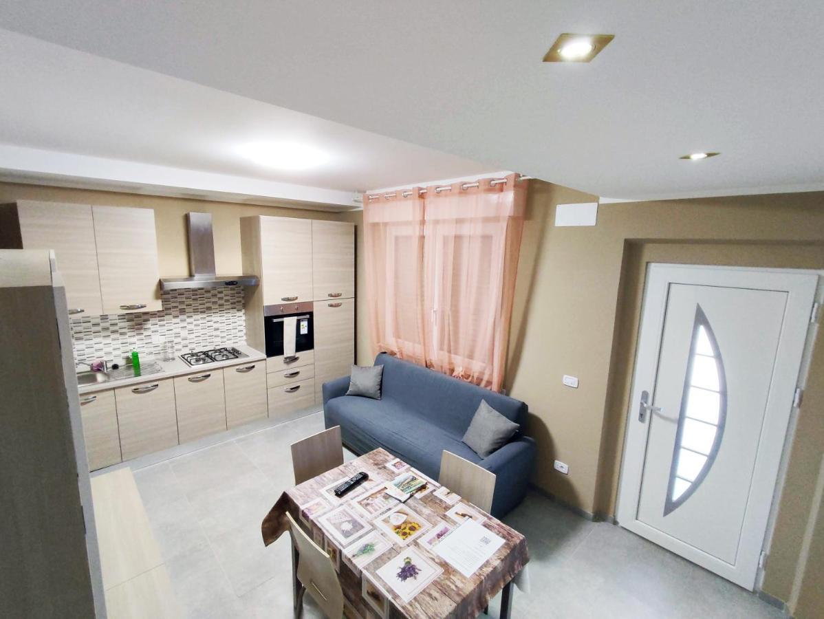 Villa Paoletti, Appartamento Confortevole Nel Cuore Di 格拉达拉 外观 照片